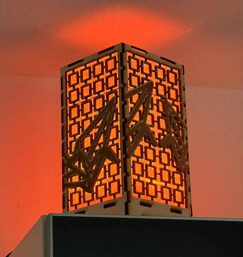 Programmierbare Kranichlampe – Detailansicht 4